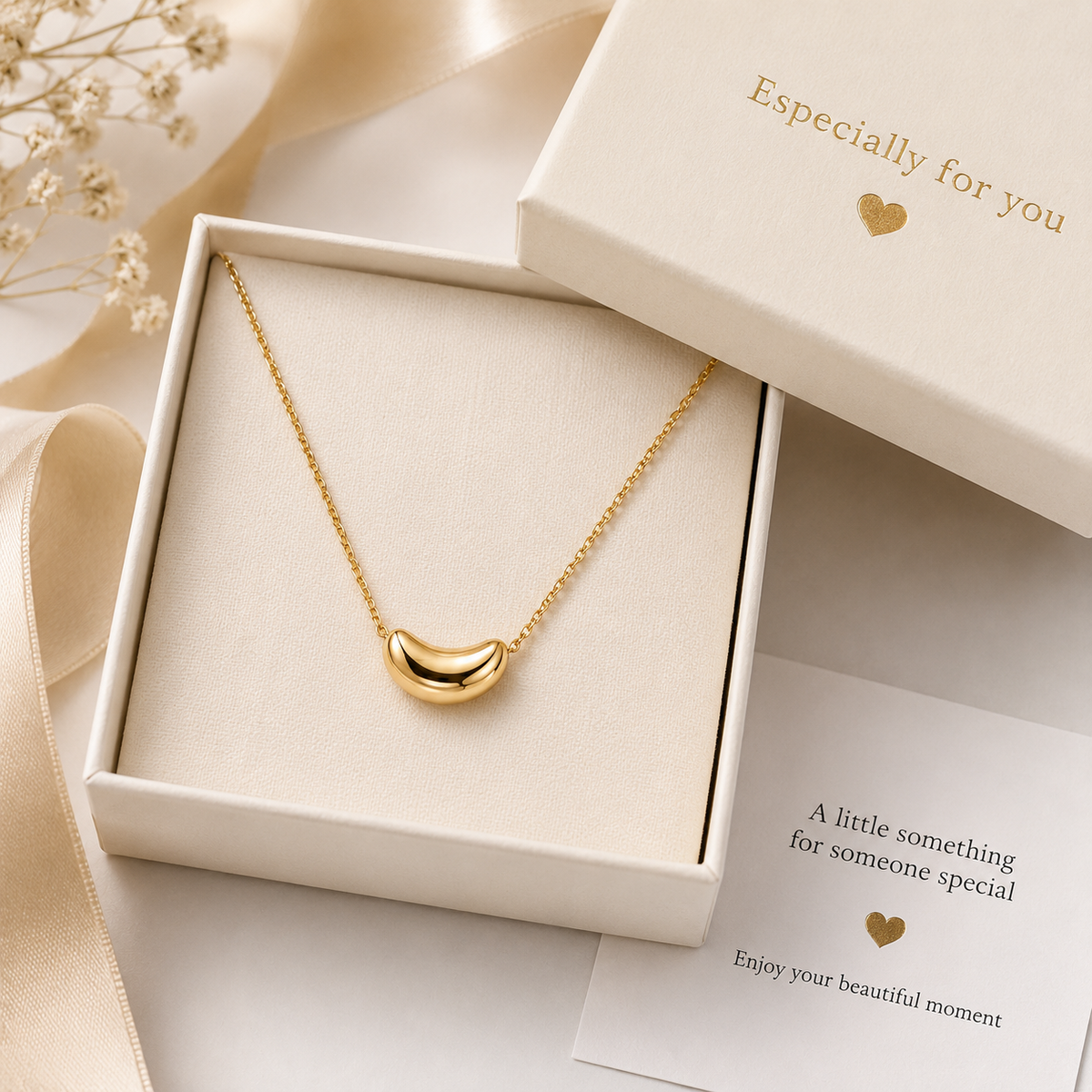 Minimal Curved Pendant Necklace for Women | ZOFIYA