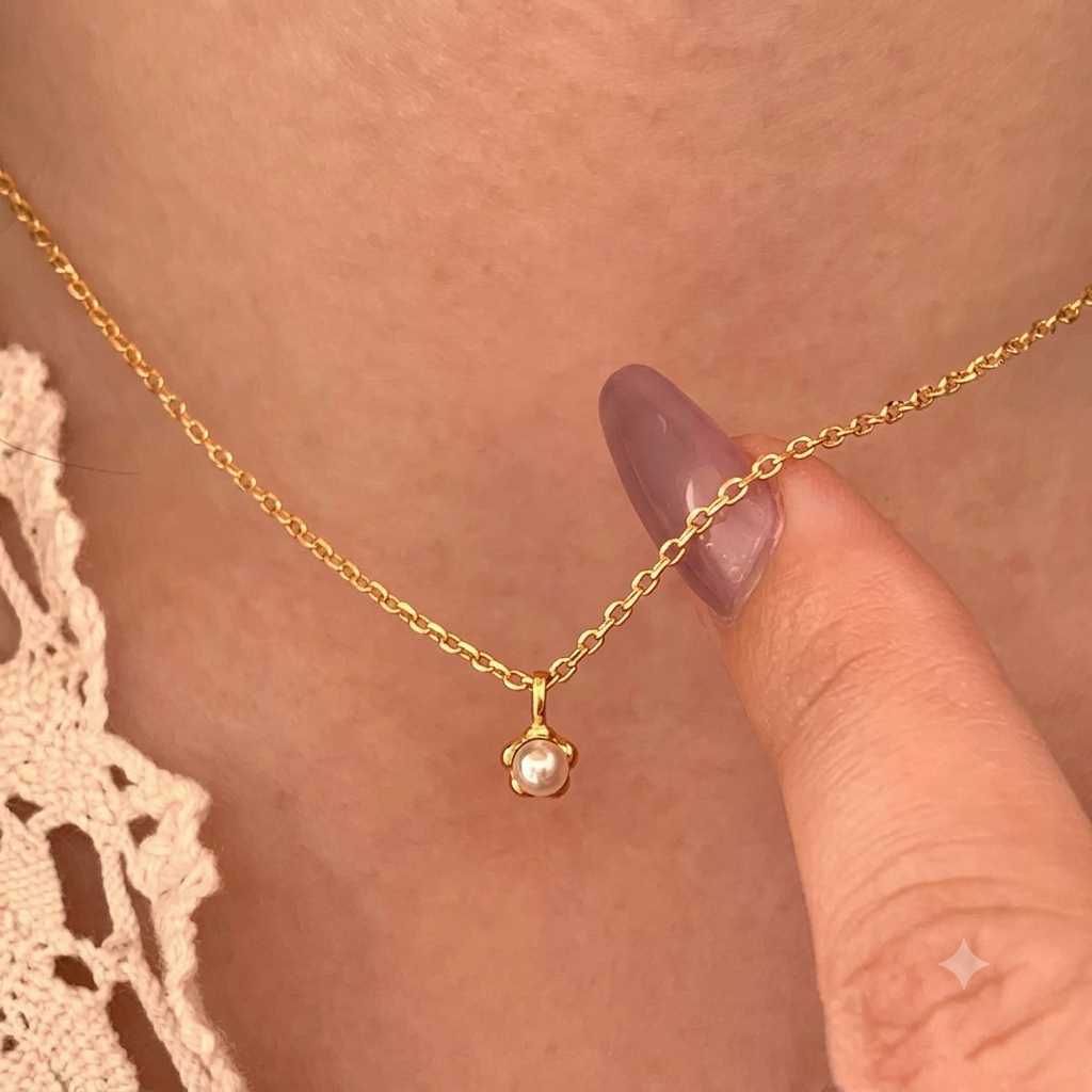 Pearl Flower Pendant Necklace for Women | ZOFIYA