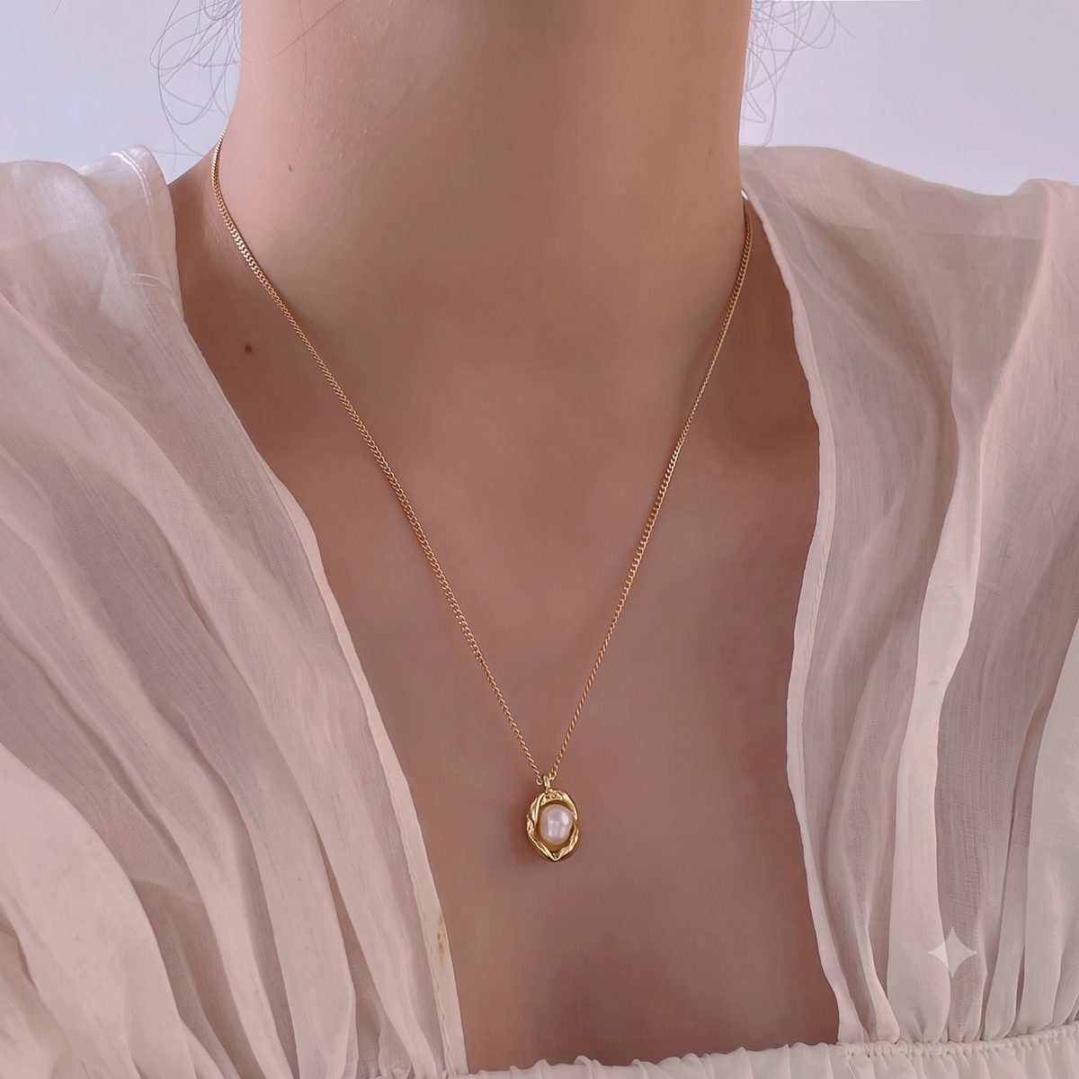 Pearl Pendant Necklace for Women | ZOFIYA