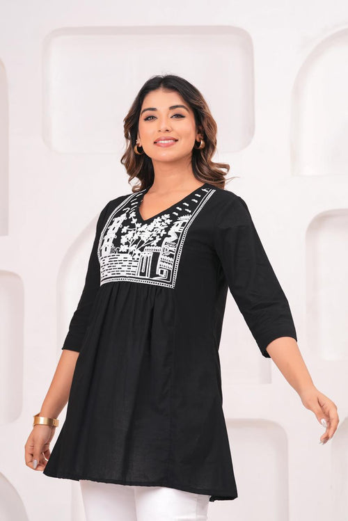 Black Embroidered Kurti for Women | Stylish Ethnic Wear