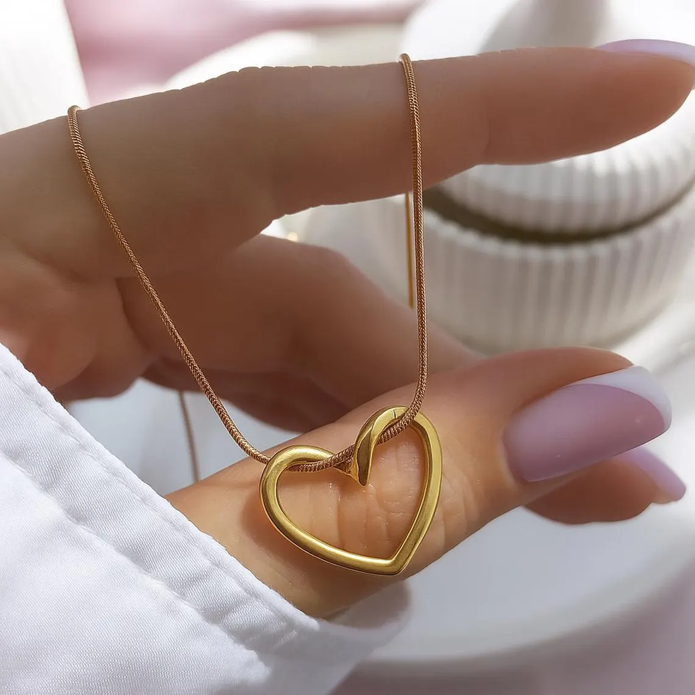 ZOFIYA Gold Heart Necklace for Women | Minimalist Pendant Chain | Anti Tarnish Jewelry | Birthday Gift for Girls, Wife, Girlfriend